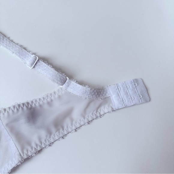 [SOLD] FREYA Embroidered White Unlined Underwire Bra 30DD - Picture 3 of 13